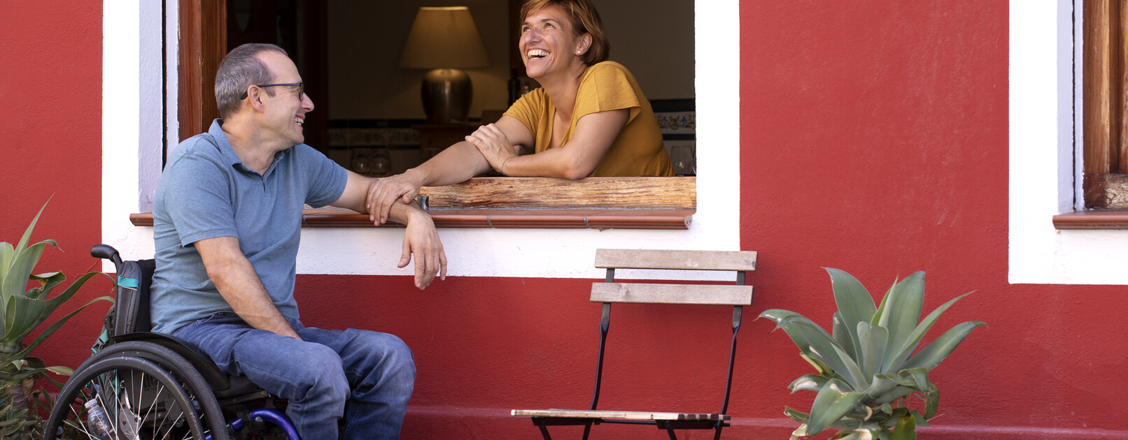 Picture of Paco and his wife smiling